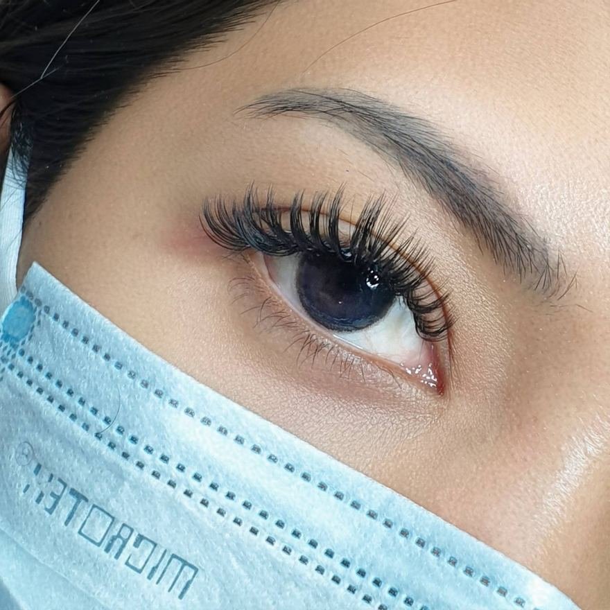 Wet Look lash extensions, client result 4 at Léora Lash Studio Bangkok