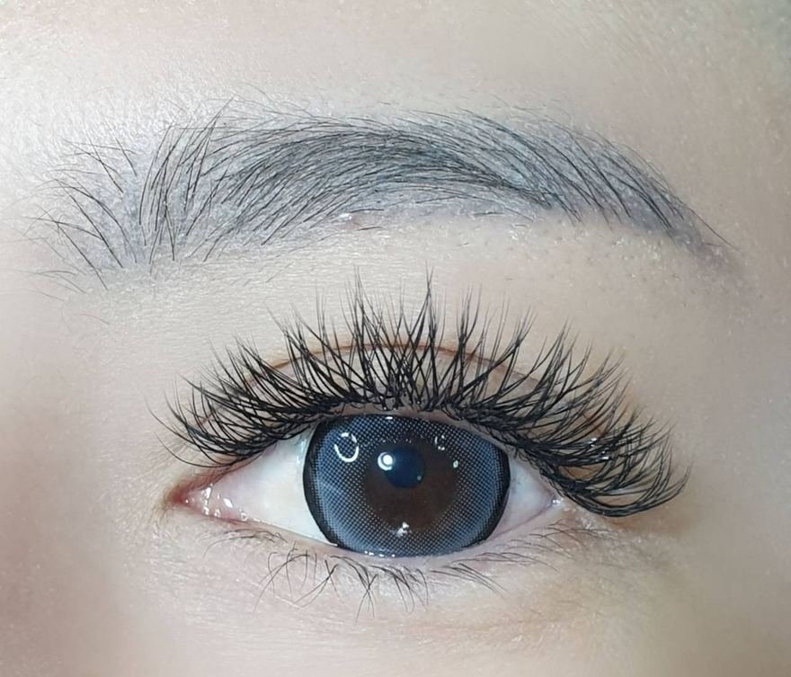 YY lash extensions, client result 1 at Léora Lash Studio Bangkok