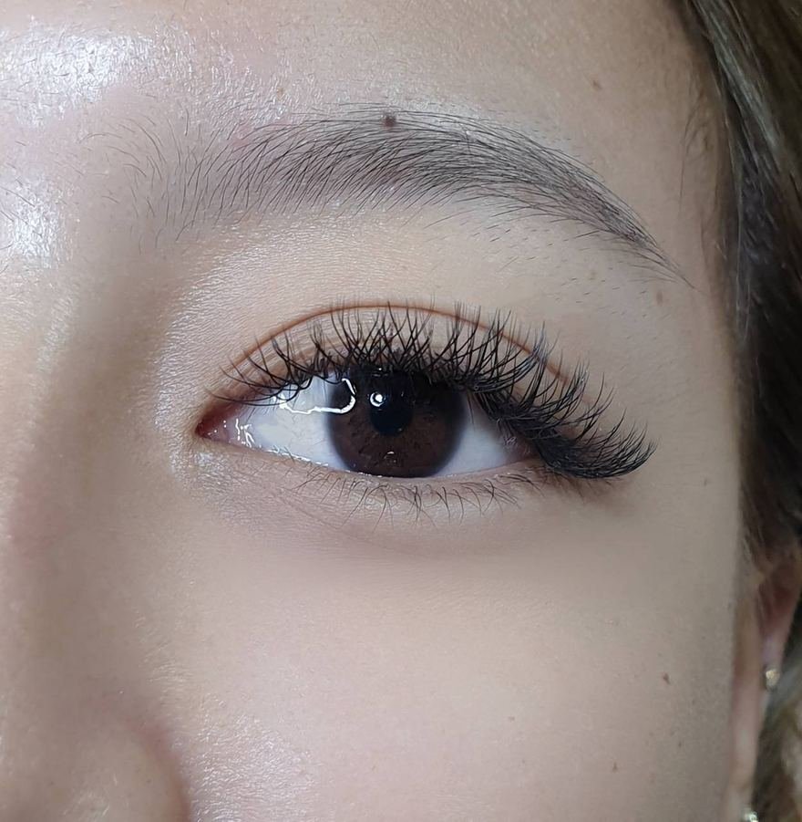 YY lash extensions, client result 3 at Léora Lash Studio Bangkok